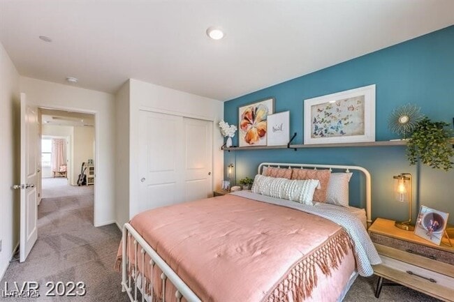 Building Photo - 9114 Hitmaker St