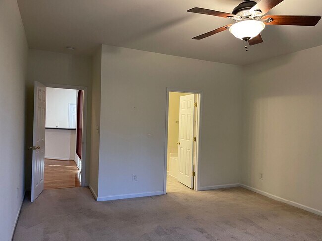 Building Photo - 4257 Falcon Creek Dr