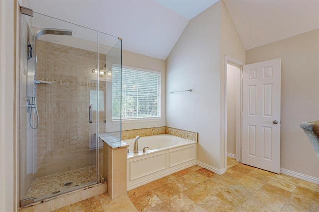 Building Photo - 7604 Clark Springs Dr