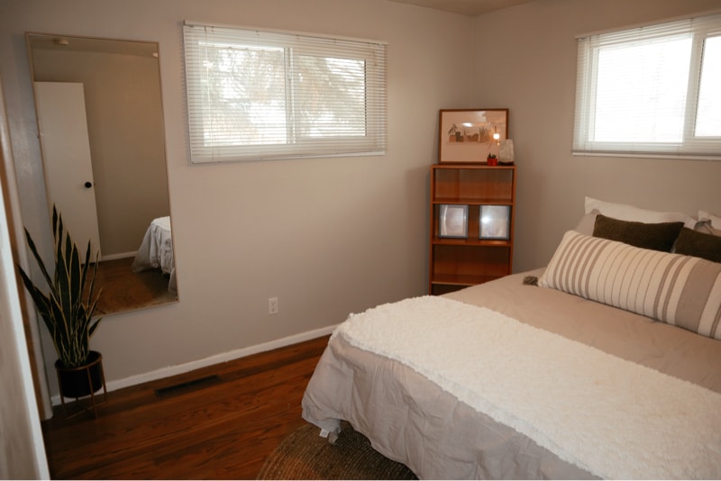 Building Photo - 1144 Sahara St