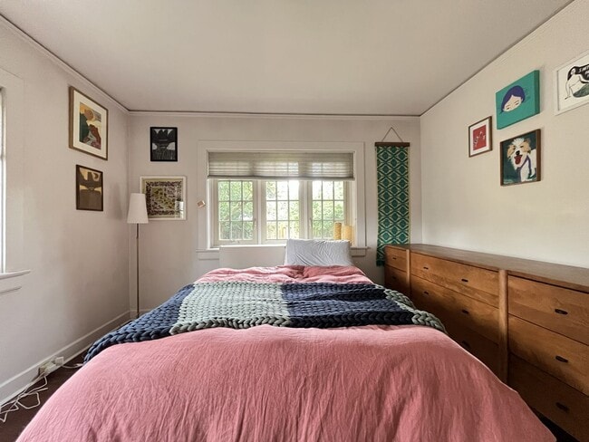 Building Photo - Charming Cottage Home with Timeless Character, Hardwood Floors, Flexible Living Spaces, and Expan...
