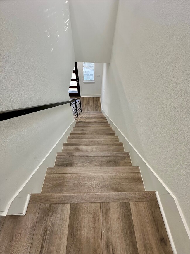 Building Photo - 6642 Del Rio St