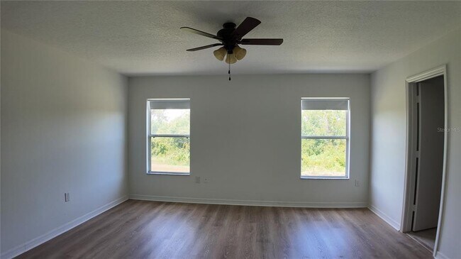 Building Photo - 212 Winter Nellis Cir