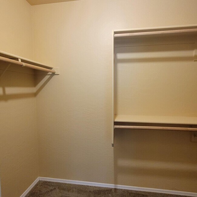 Building Photo - Four bedroom in Ashton Ranch