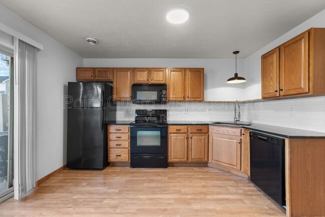 Building Photo - 2608 N Career Ave