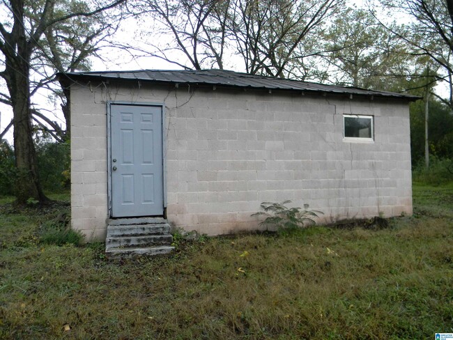 Building Photo - 1710 Margaret Ave