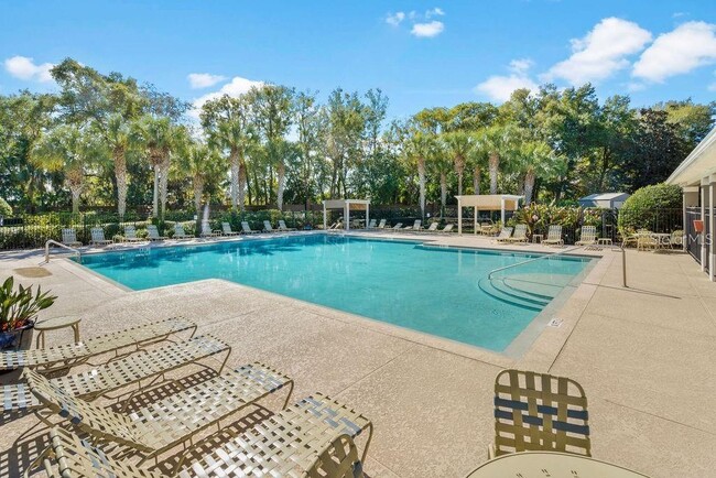 Building Photo - 1442 Travertine Terrace