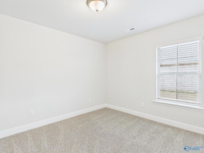 Building Photo - 15251 Lapwing Cv