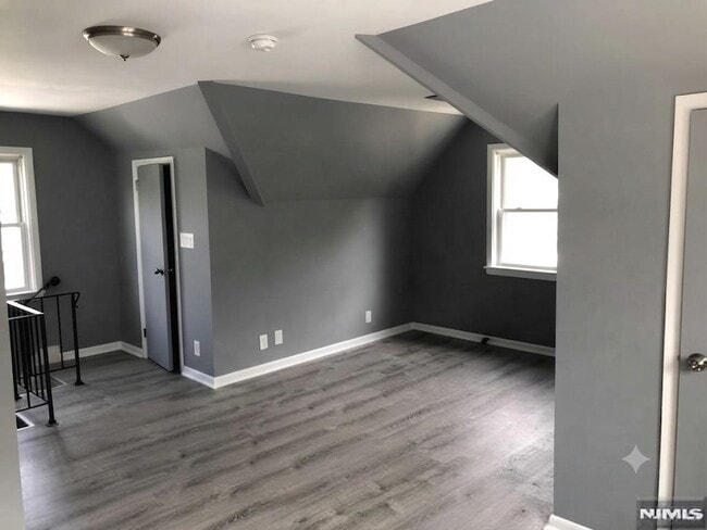 Building Photo - 166 Carmita Ave