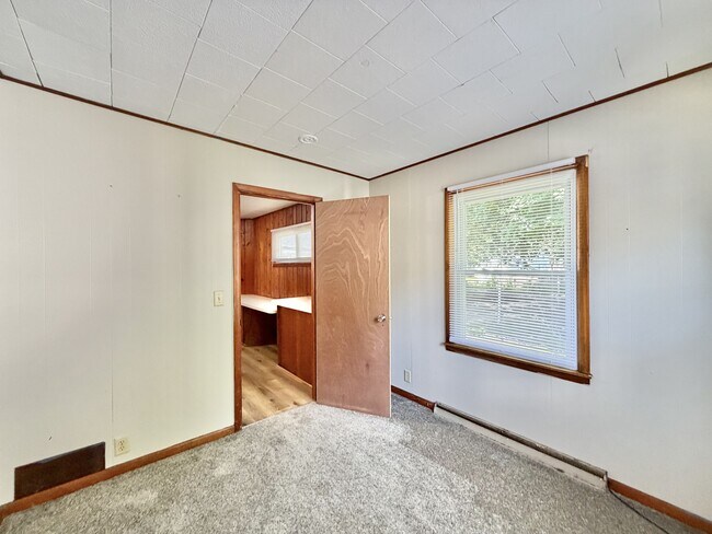 Building Photo - 1029 McKinley Ave