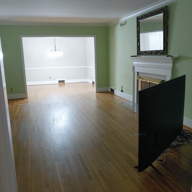 Building Photo - 5170 Lincrest Pl