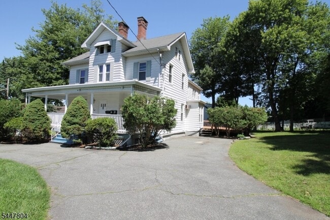 Building Photo - 238 Claremont Ave