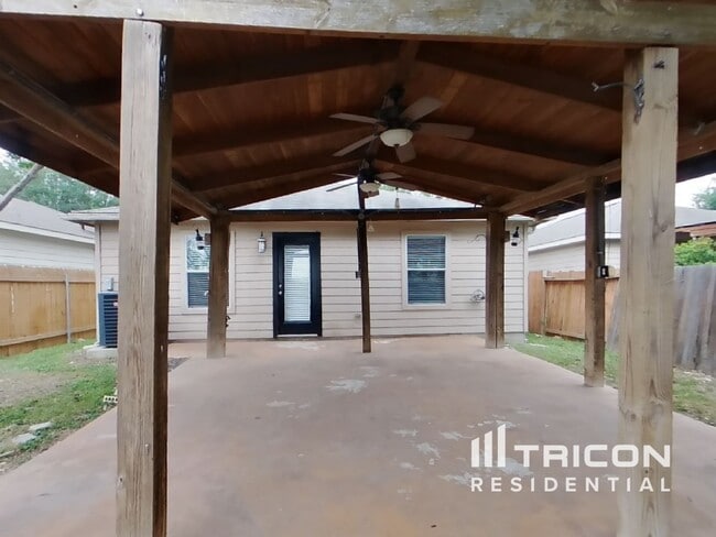 Building Photo - 11443 Coral Canyon