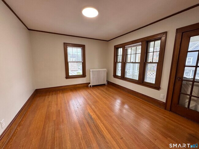 Building Photo - 29 Nesbit Ave