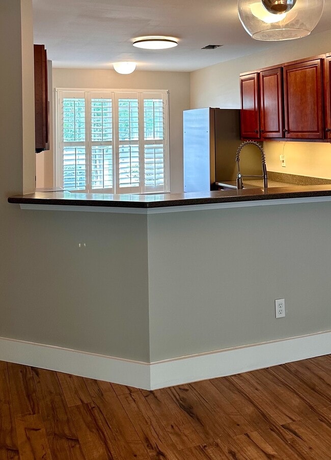 Building Photo - Charming 2-Bedroom Townhome in 'The Commons', Hanahan, S.C.