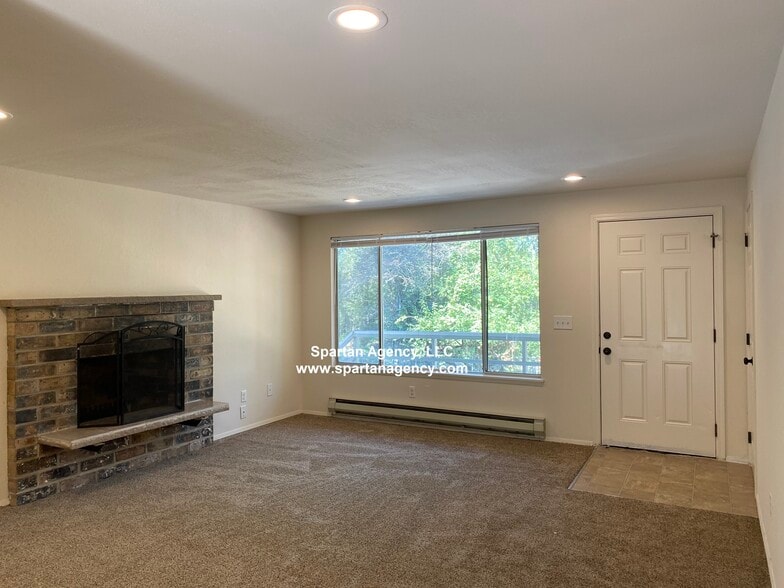 Building Photo - 10416 29th St E