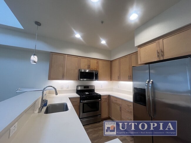 Building Photo - 105 Jacobs Ln