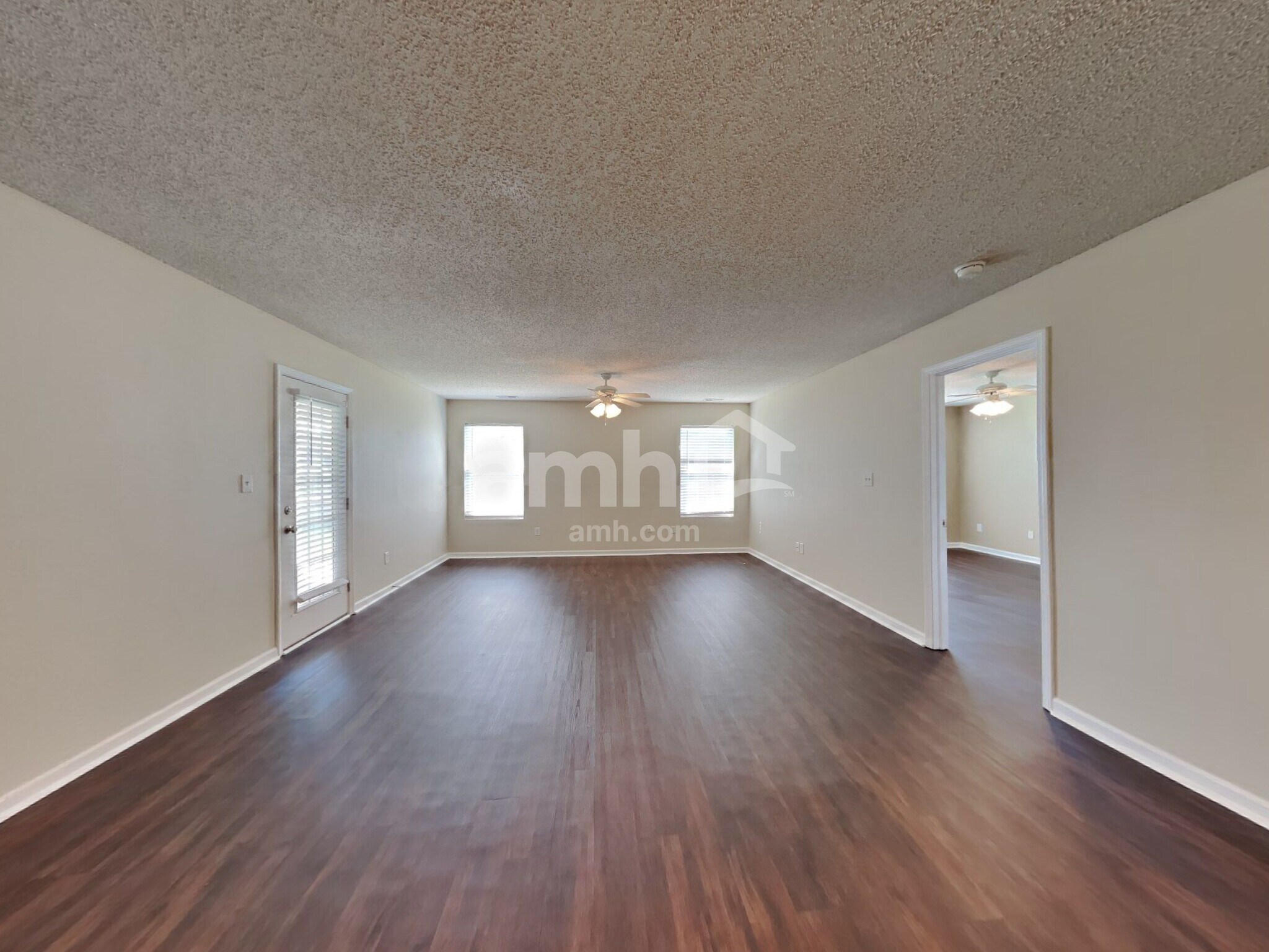 Building Photo - 5833 Cabot Dr