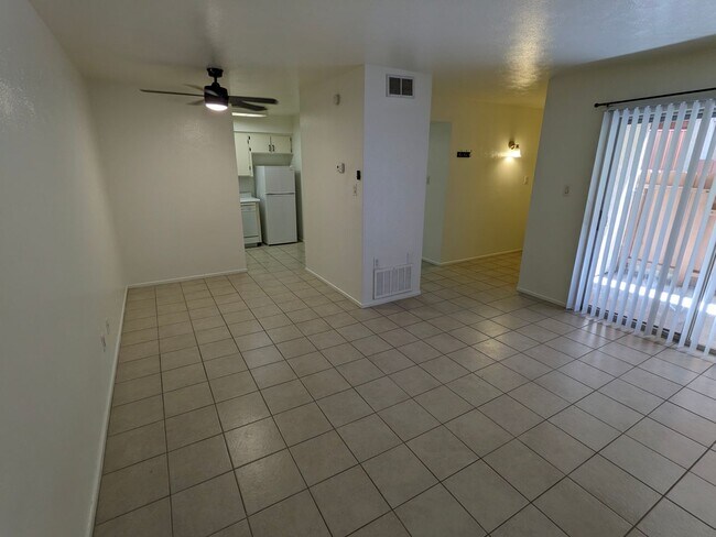 Building Photo - TUCSON - LAS COLINAS
