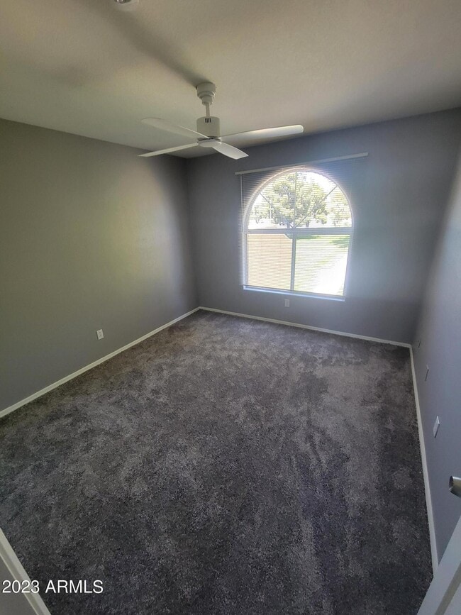 Building Photo - 5846 W Gelding Dr
