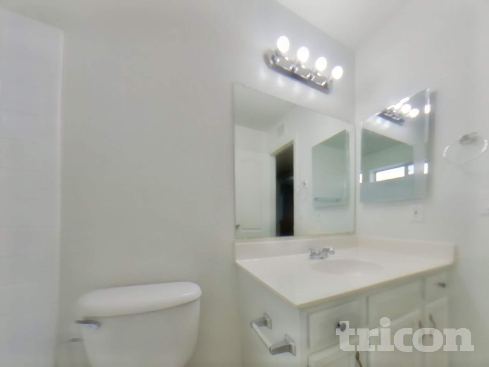 Building Photo - 929 N Kingston St