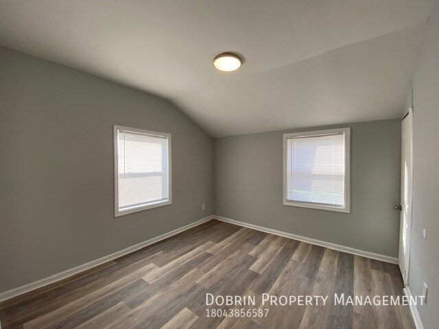 Building Photo - 1611 Tyler St