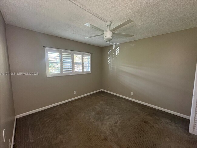 Building Photo - 1752 NW 3rd Terrace