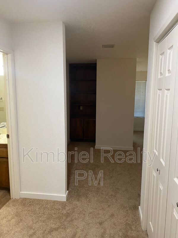 Building Photo - 2928 Stanford Ln