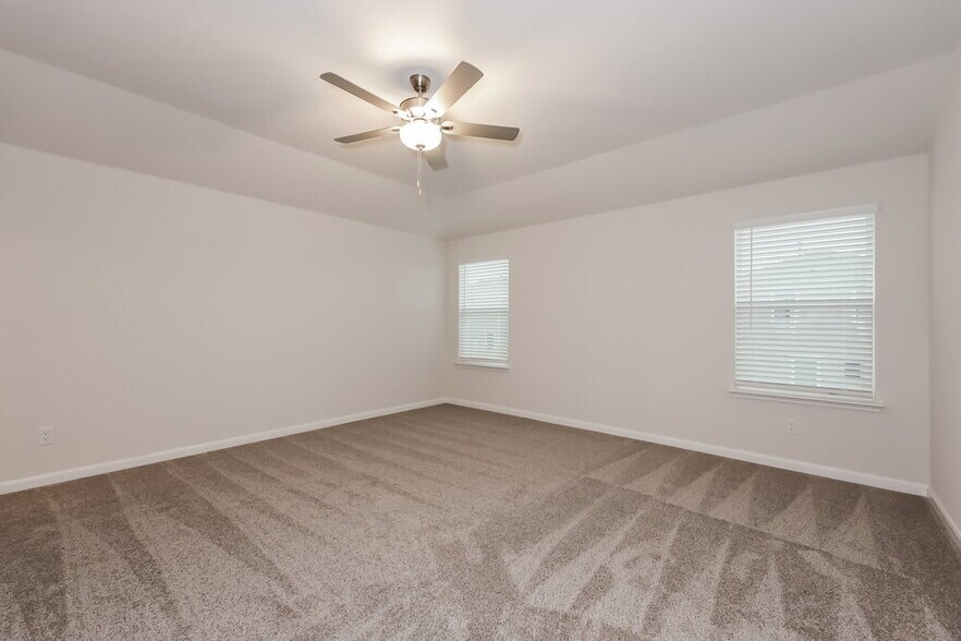 Building Photo - 1218 Kings Pl