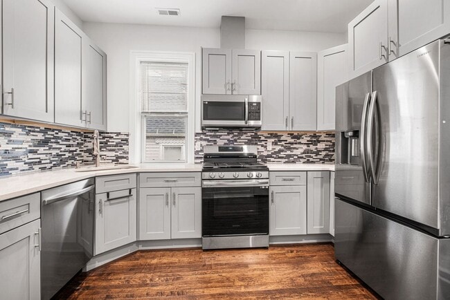 Building Photo - 3904 N Whipple St