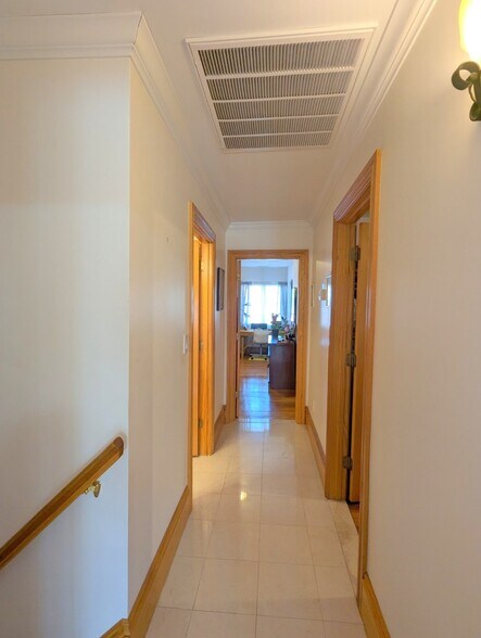 Building Photo - 71 Pennsylvania Ave