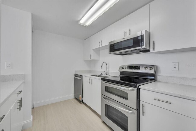 Building Photo - 2900 N Atlantic Ave