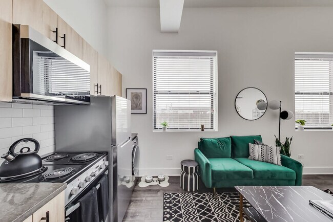 Building Photo - Brand New Studio Apartments in Uptown