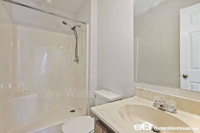 Building Photo - 4401 E Heritage Woods Ct