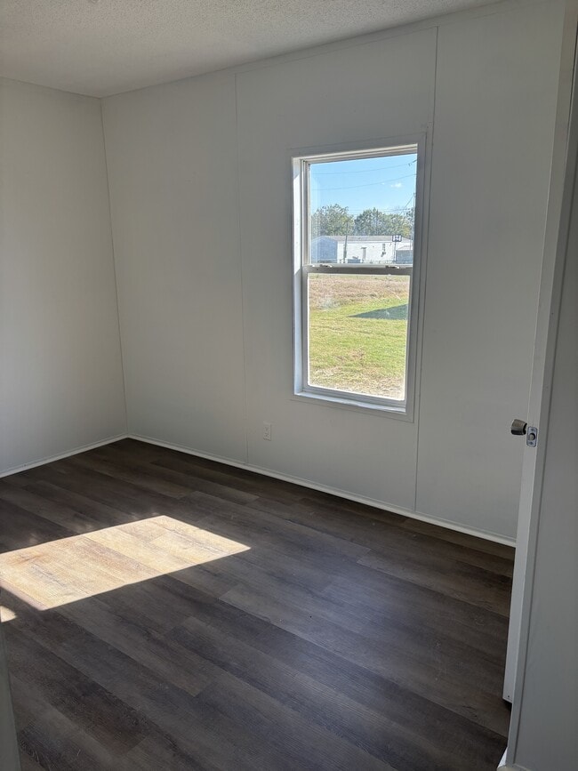 Building Photo - 1010 Cannery Rd