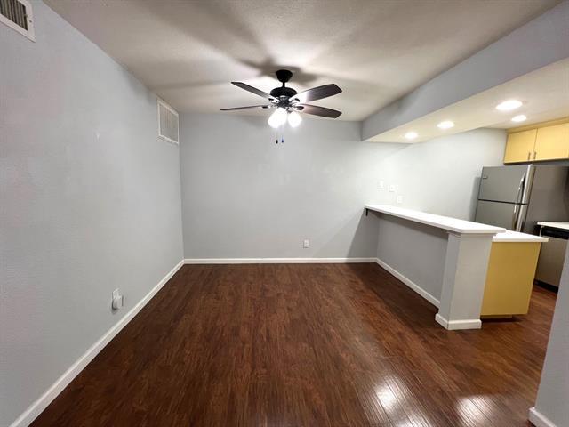 Building Photo - 15221 Berry Trail