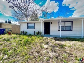 Building Photo - 4047 Las Vegas Dr