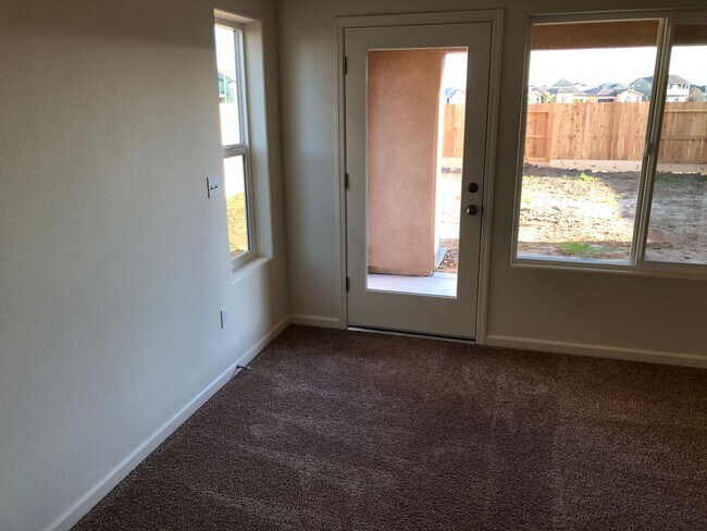 Building Photo - 166 Barker Ln