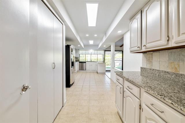 Building Photo - 3017 Rockett Dr