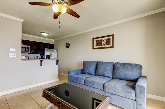 Building Photo - 2506 N Rocky Point Dr