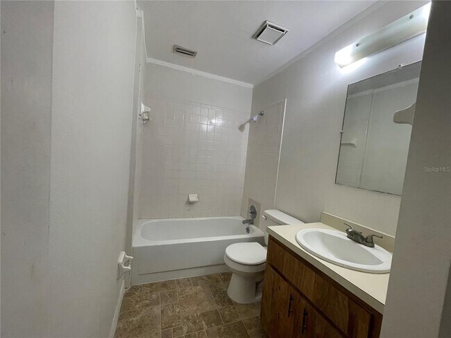 Building Photo - 1193 CR 463