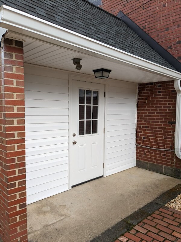 Building Photo - 601 Pitt St