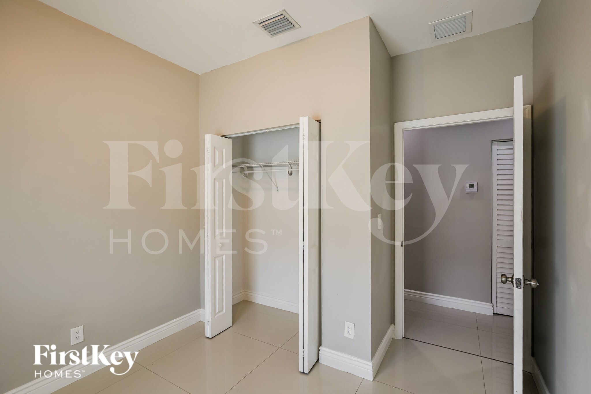 Building Photo - 2835 NW 14th St