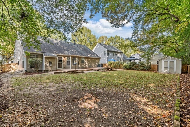 Building Photo - Burbage Grant 4 bedrooms- Ready Now!