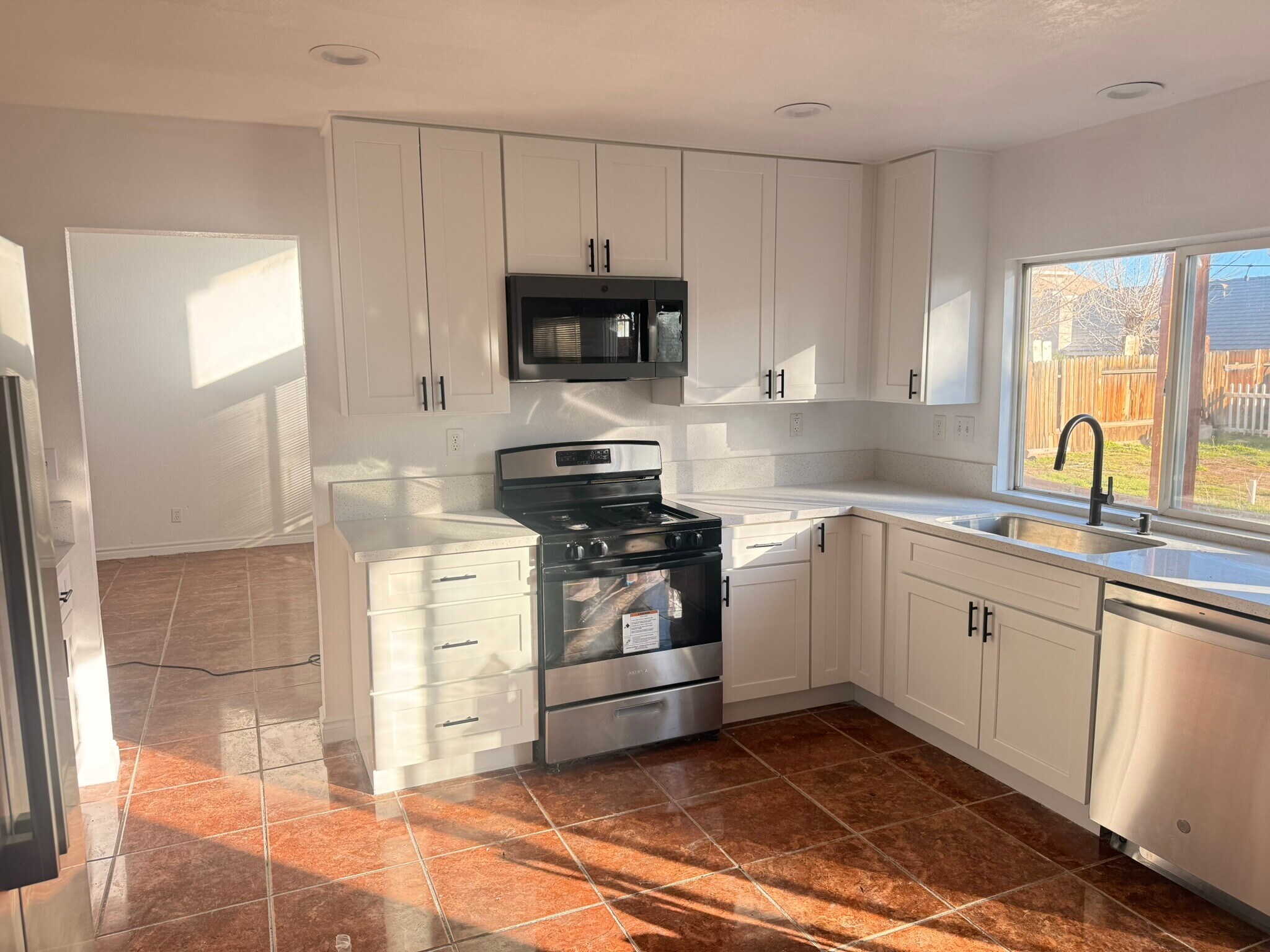 Building Photo - 14325 Tawney Ridge Ln