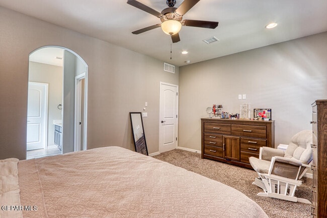 Building Photo - 13772 Newton Ct