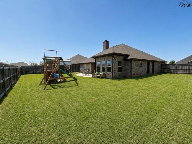 Building Photo - 6206 Talon Trail