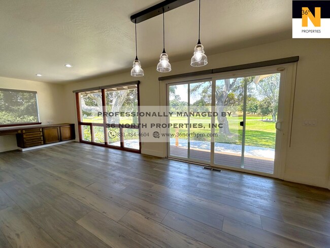 Building Photo - 11740 Tam O'Shanter Dr