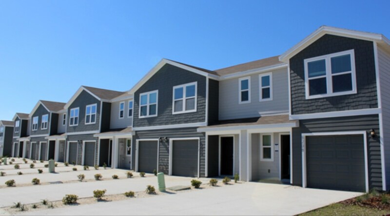 Primary Photo - 6595 SW 81st Lp