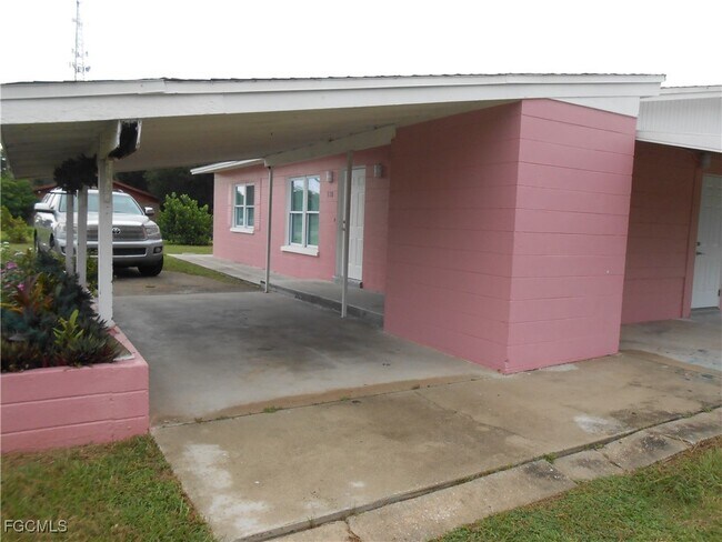 Building Photo - 120 Lee Blvd